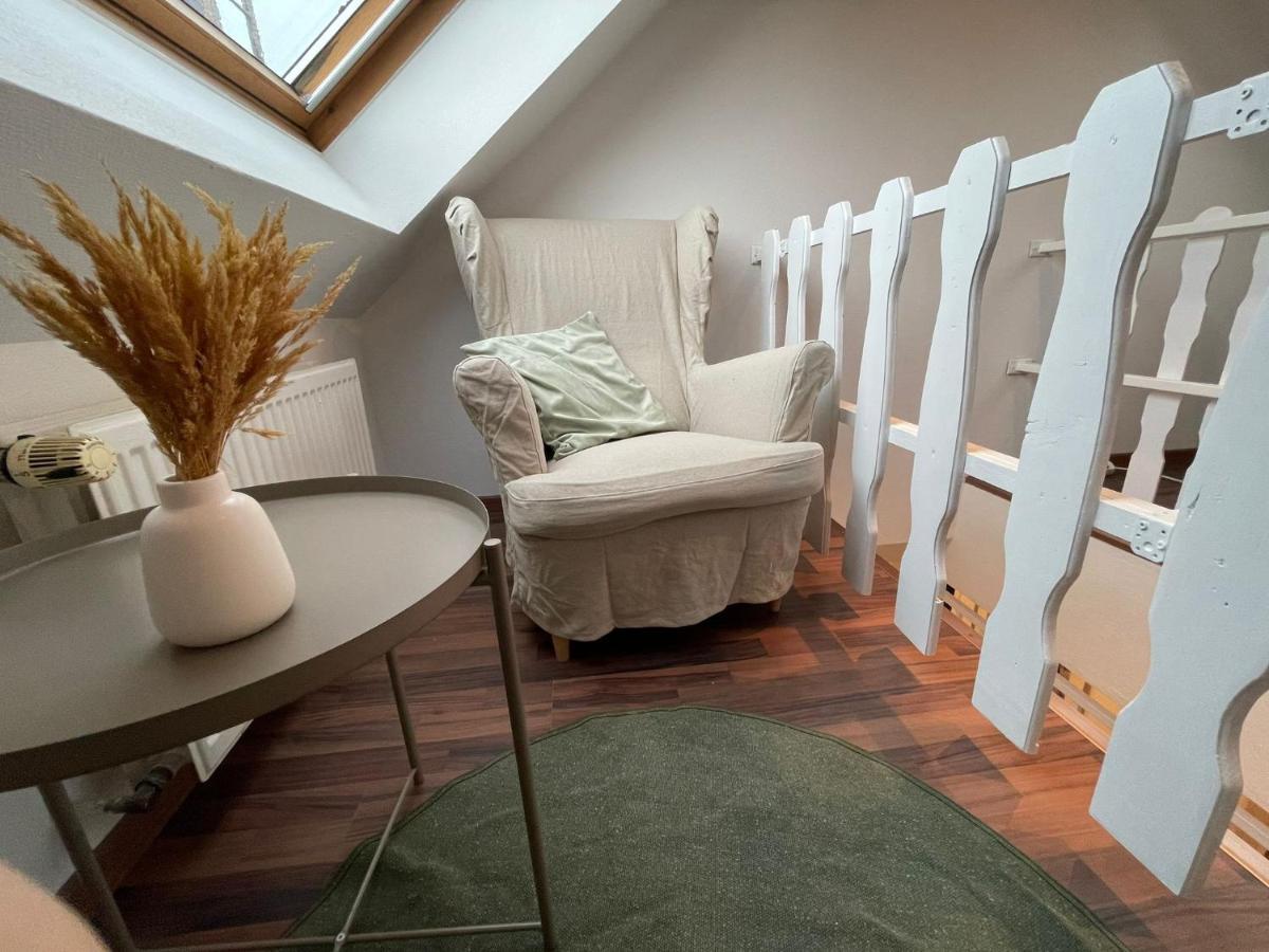 120Qm - 5 Rooms - 2 Bathrooms - Kitchen- Free Parking - Fast Wifi - Yiha Apartment Hannover Exteriör bild